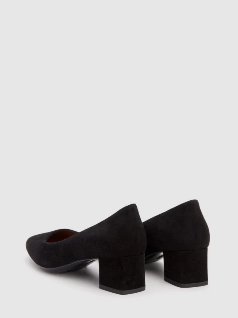EUC Aquatalia Pasha 40mm Block Heel Pumps in Black Suede Sz 7.5 / EU 38 - Picture 4 of 13
